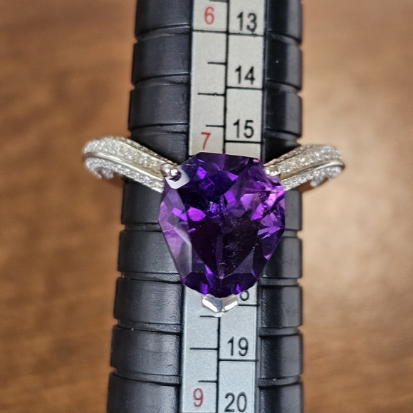 Natural African Amethyst & Moissanite Ring Sterling Silver Platinum Finish Sz 7! - Picture 5 of 5